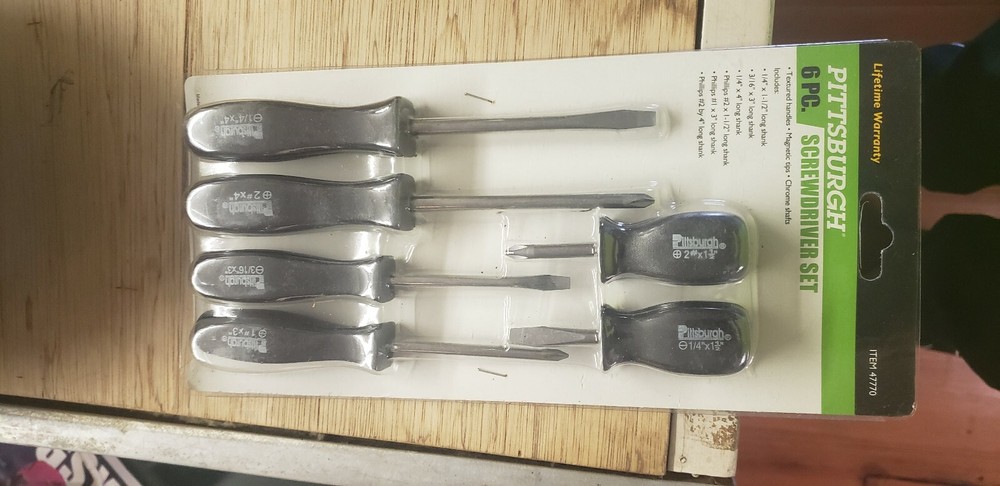 HEAD LAMP, 6PC SCREWDRIVER SET, MULTIPURPOSE SCISSORS, 25FT TAPE MEASURE (KIT)
