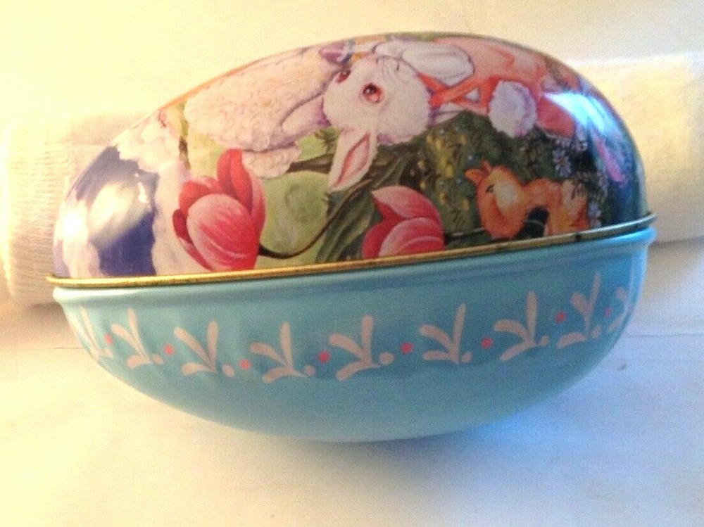 Easter Egg Candy Metal Tin – Lamb with Bunnies Delivering Easter
