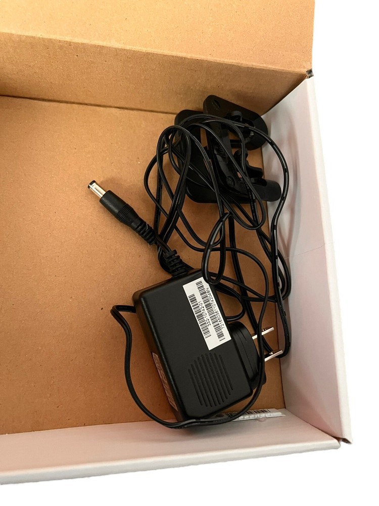 NETGEAR CM400-100NAS DOCSIS 3.0 WITH BOX TESTED WORKING
