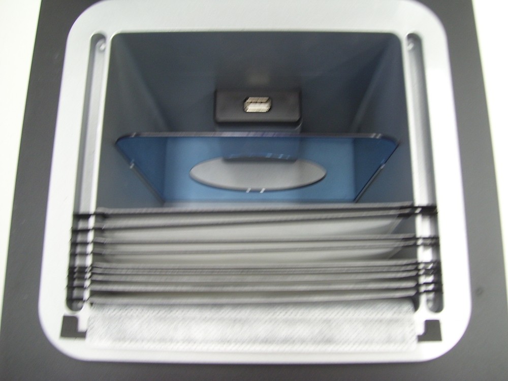 SENTRY SAFE QA0121 FIRE-SAFE WATERPROOF DATA USB CD/DVD STORAGE CHEST SAFE