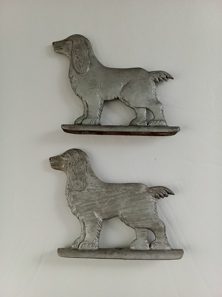 Vintage Cocker Spaniel chain link fence gate topper
