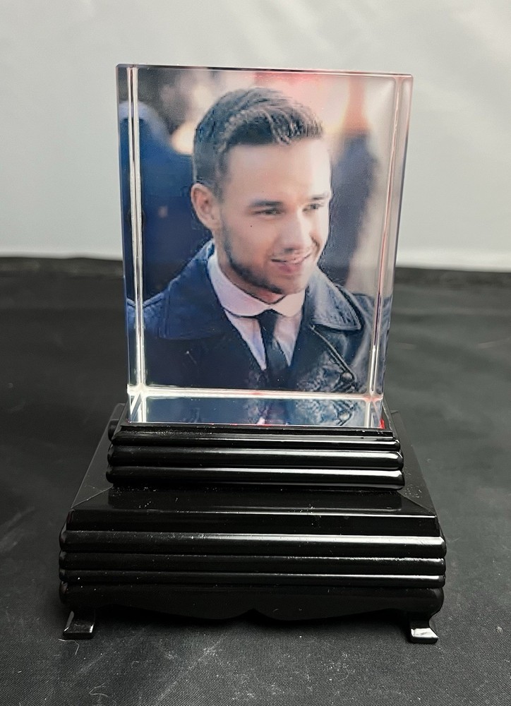 Liam Payne One Direction Crystal Photo Cube Lighted Base With Box