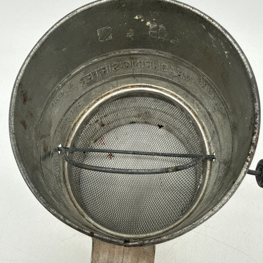 Vintage C&S 3 Cup Measuring Sifter Black Handle