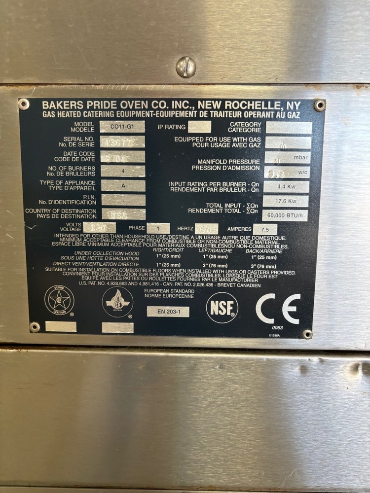 BAKERS PRIDE DOUBLE STACK GAS OVEN CYCLONE SERIES