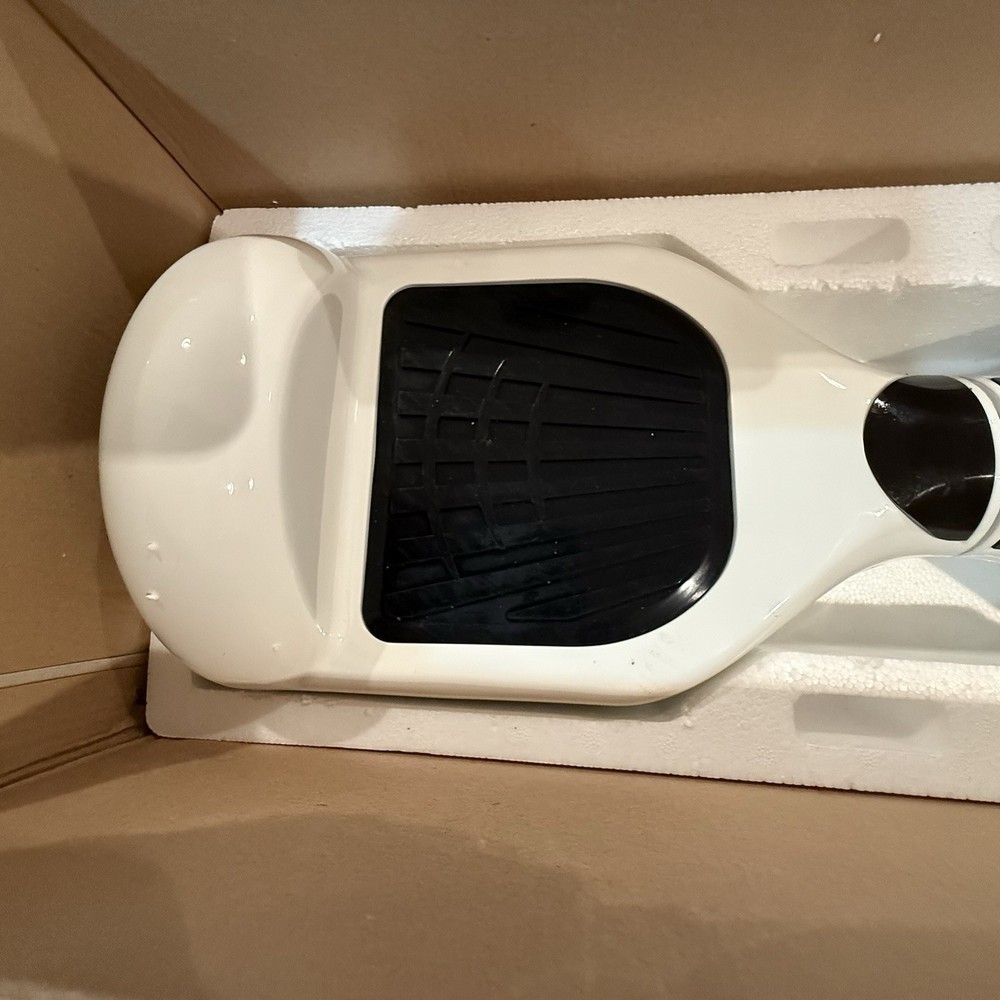 SMART BALANCE WHEEL Electric Rideable White Used Once