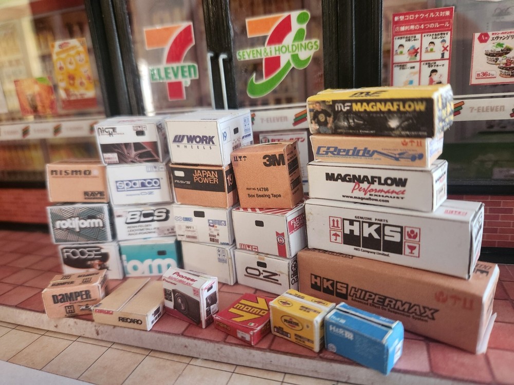 Pack 27 Boxes (Pre-Folded) 1/24 Scale Diorama Garage Accessory