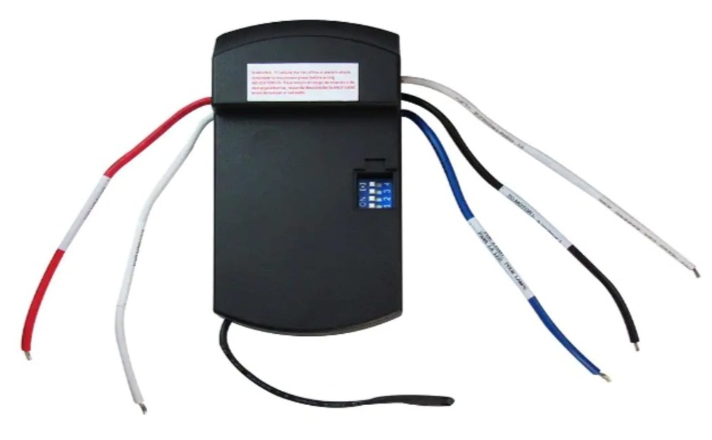 Universal Basic On/Off Ceiling Fan Remote Control (Damp Rated)