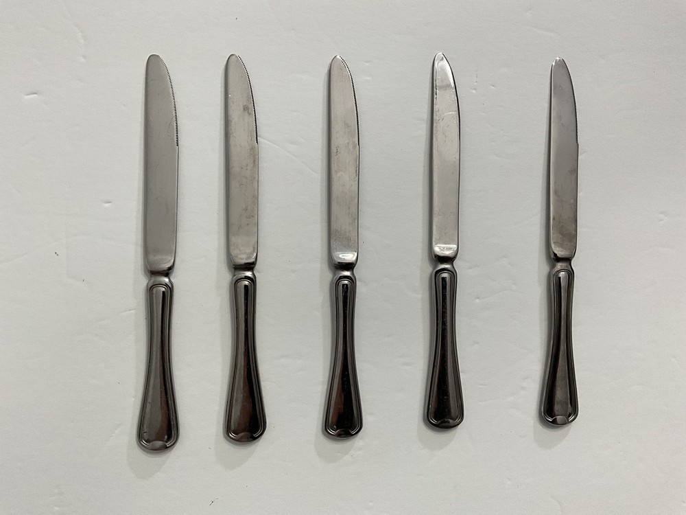 Lot 5 Oneida Dinner Knife-Used