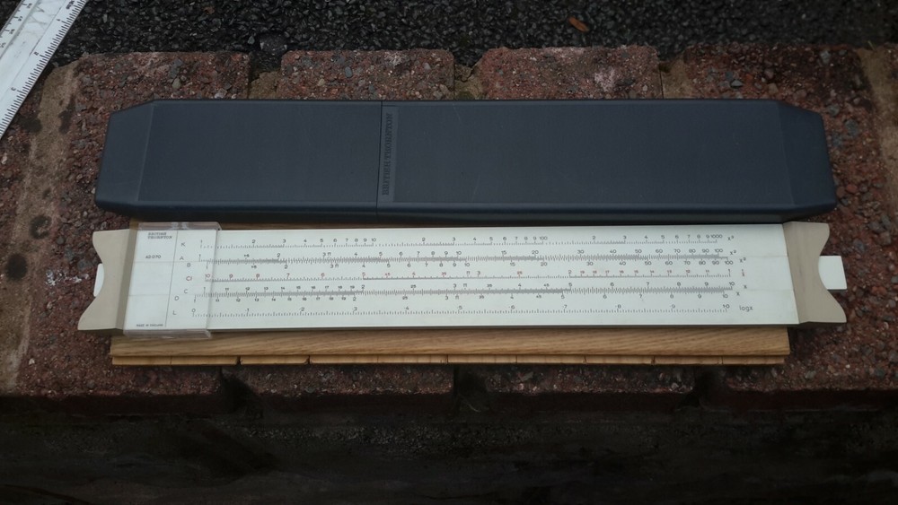 BRITISH THORNTON AD 070 SLID RULE CASED