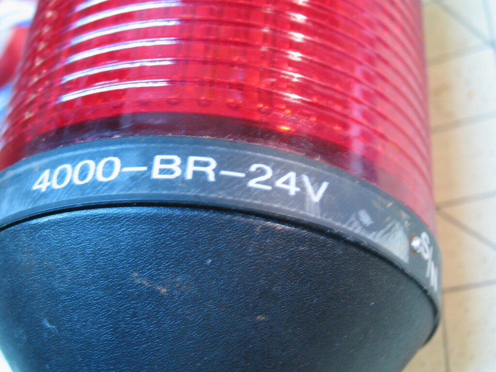 One NEW Red SCC LED Stack Lite #4000-BR-24V