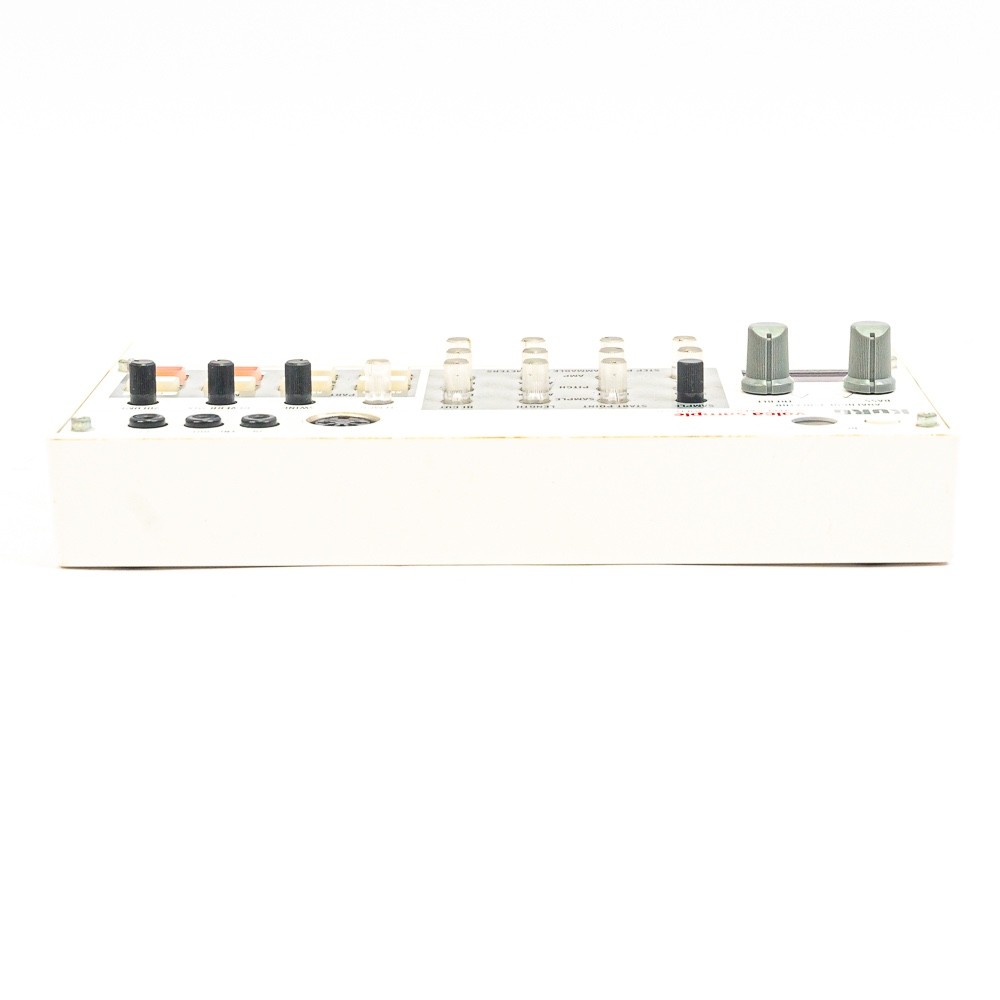 Korg Volca Sample – Digital Sample Sequencer (Version 1)
