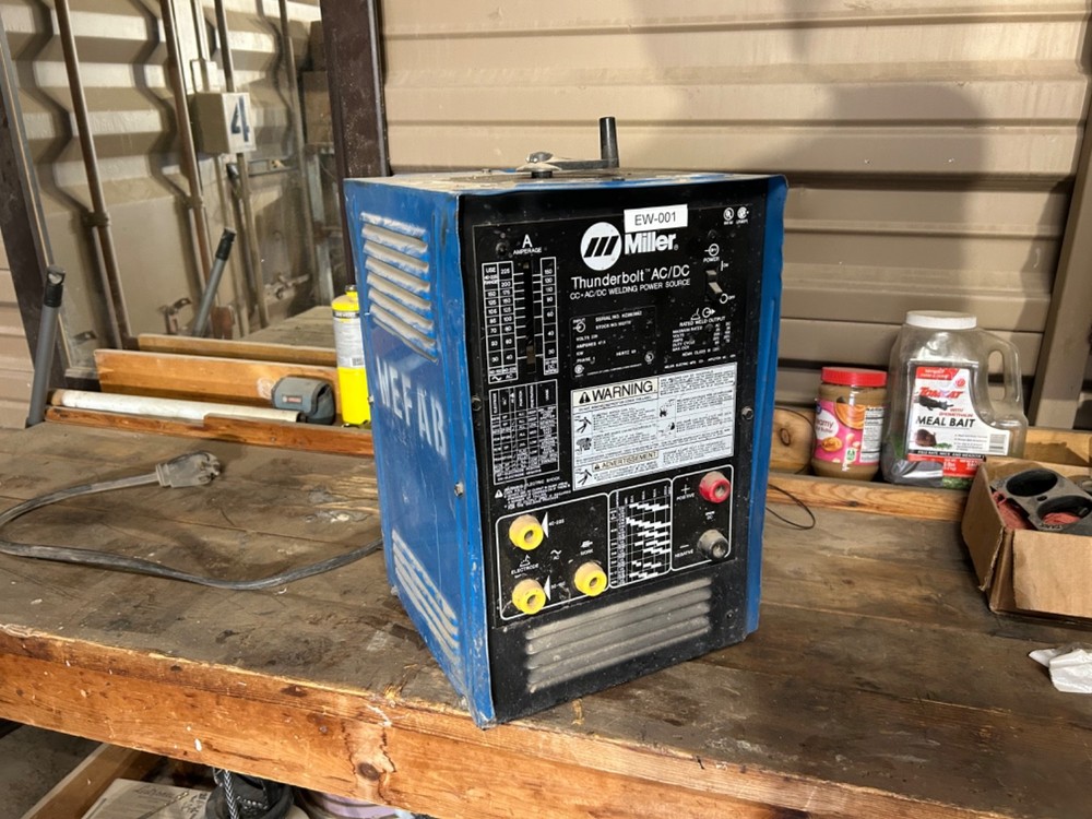 Miller Thunderbolt AC/DC Welder
