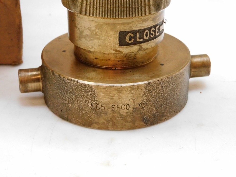 SECO 2-1/2" FIRE HOSE NOZZLE ADAPTER ASSEMBLY 565