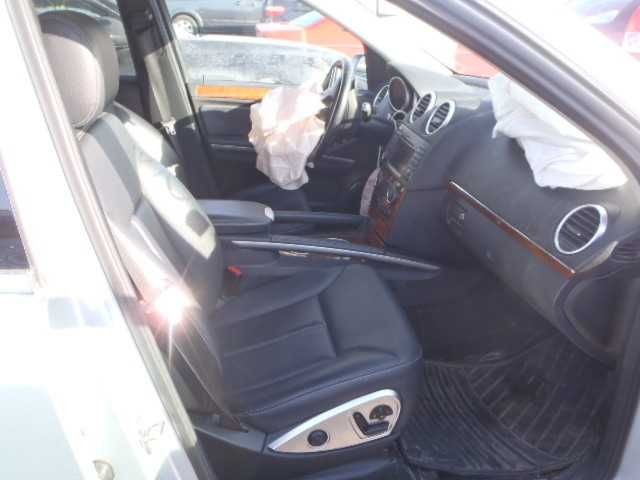 2009 GL450 Amplifier Speakers 602913