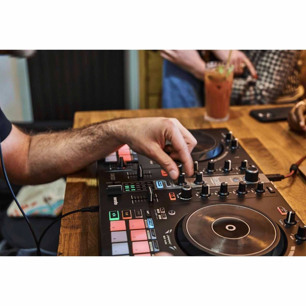 Hercules DJControl Inpulse 300 MK2 Starter DJ Controller w Case Package