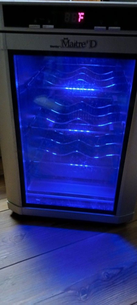 Danby MaitreD 6 Bottle Wine Cooler
