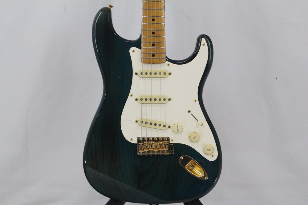 Fender Japan ST57G-65