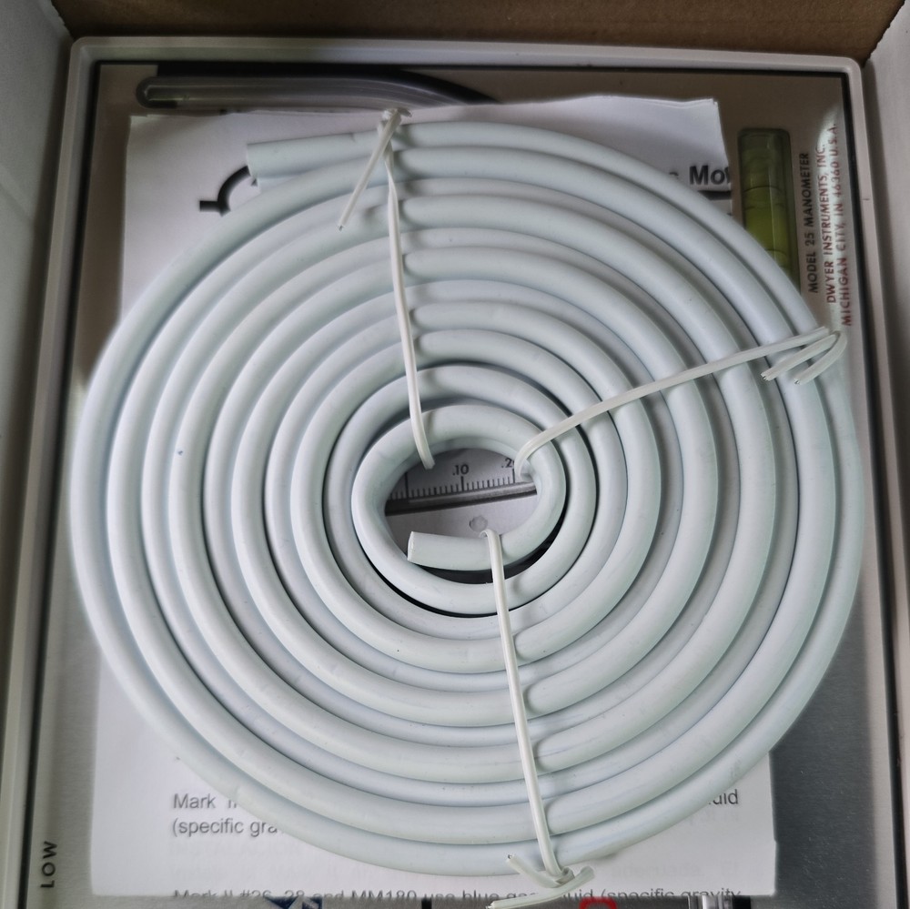 Dwyer Instruments Mark 2 Molded Plastic Manometer