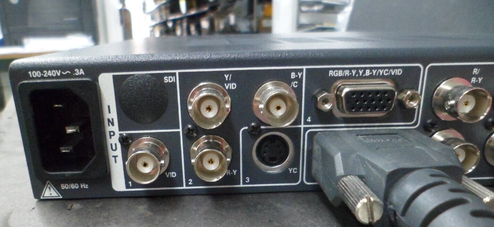 Extron DVS 304 Digital Video Scaler