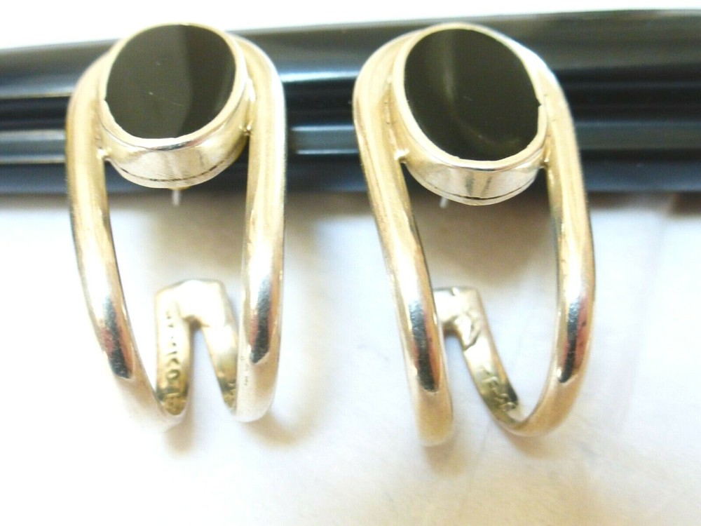 Vintage Onyx Mexico Sterling Silver Earrings