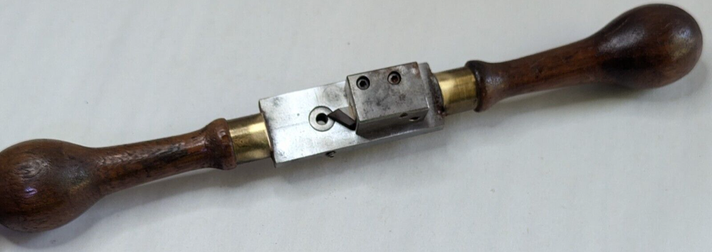 Leather working hand tool cutter