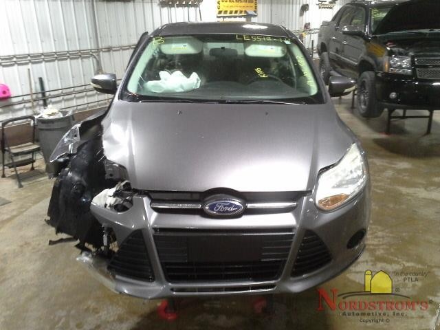 2014 Ford Focus Passenger Front Headrest Only Gray Cloth