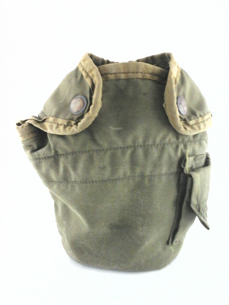 Vintage MILITARY ARMY Pouch Bag CANTEEN Green Fur Lined Collectible RARE
