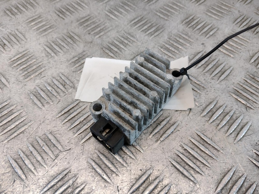 1993 YAMAHA XJ 600  RECTIFIER REGULATOR