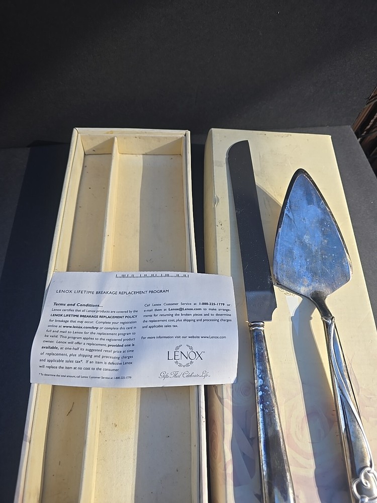 Lenox Forevermore 2 Piece Cake Dessert Set