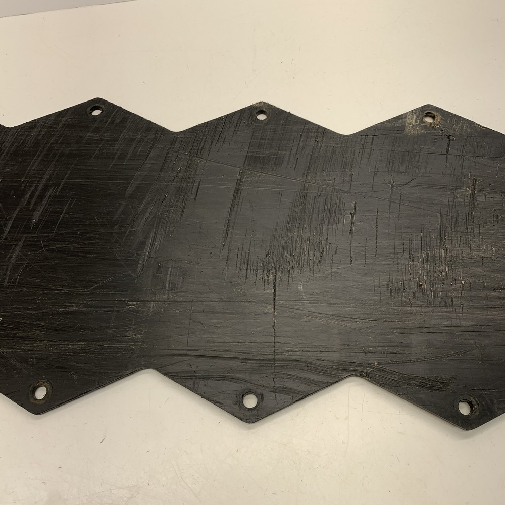 Central Skid Panel - 2022 Canam Defender XT HD9