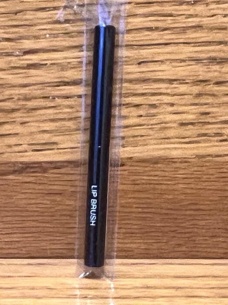 Younique Lip Brush