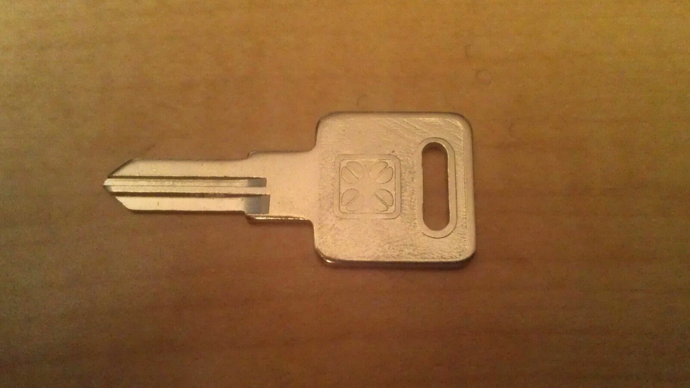 Armstrong K2 type blank uncut key  K2-Blank