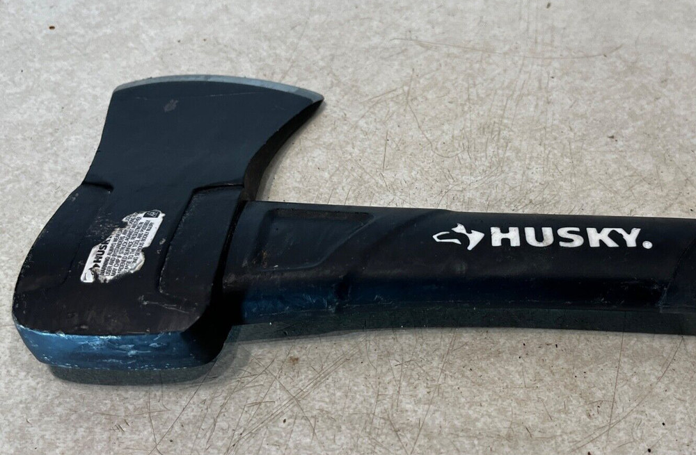 HUSKY 1.25 LB CAMP AXE
