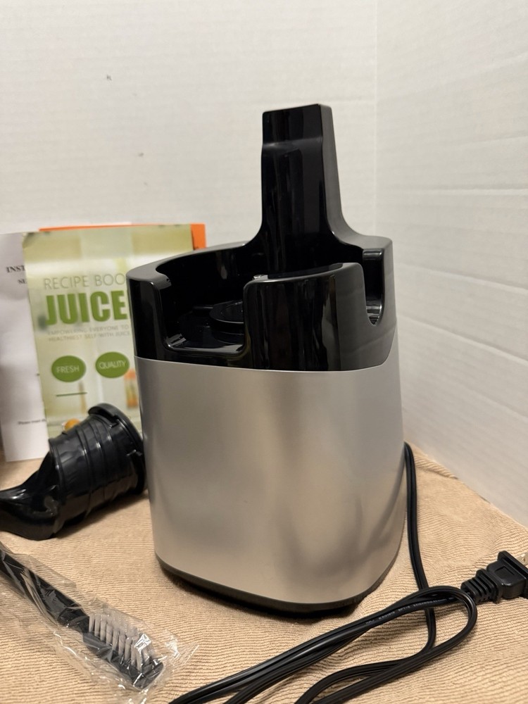 Slow Feeding Hopper Slow Juicer, Open Box, Works