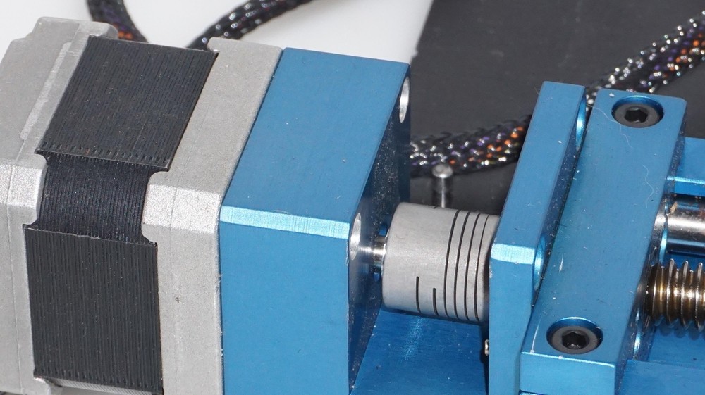 THOMSON MS33LJAL200 MICROSTAGE MOTORIZED BALL SCREW LINEAR ACTUATOR/GUIDE 200mm