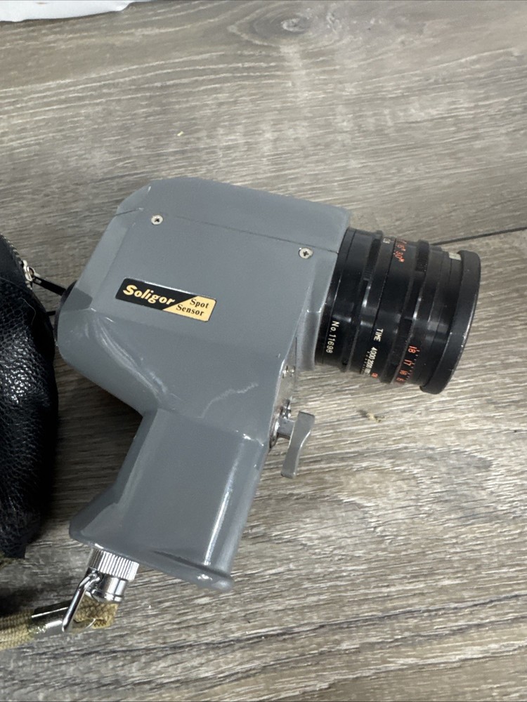 Soligor Spot Sensor- Handheld Light Meter (Spot Meter), Comes With Case WORKING