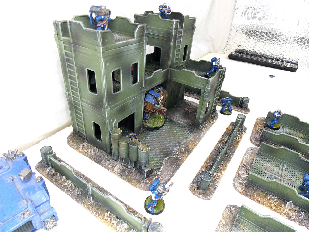 WARGAMING TERRAIN PAINTED 7 PIECE SET
