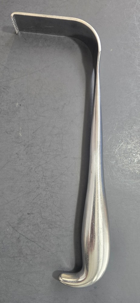 Codman Surgical Meyerding Retractor 8 3/4" Blade 1" x 3" Ref: 50-1065