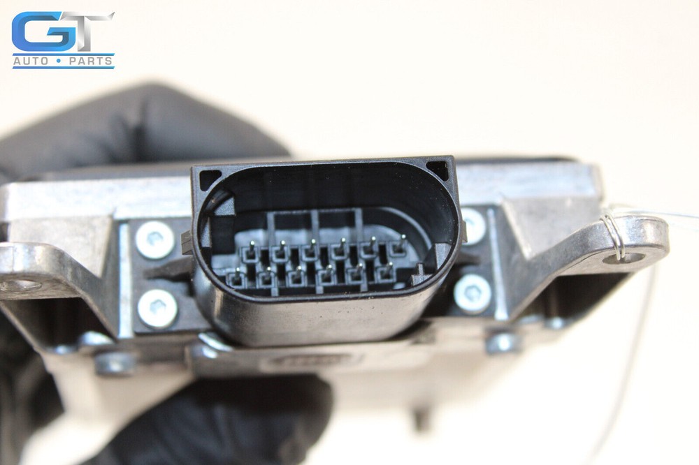 PORSCHE MACAN REAR RIGHT SIDE BLIND SPOT RADAR SENSOR MODULE OEM 2015 - 2022 ??