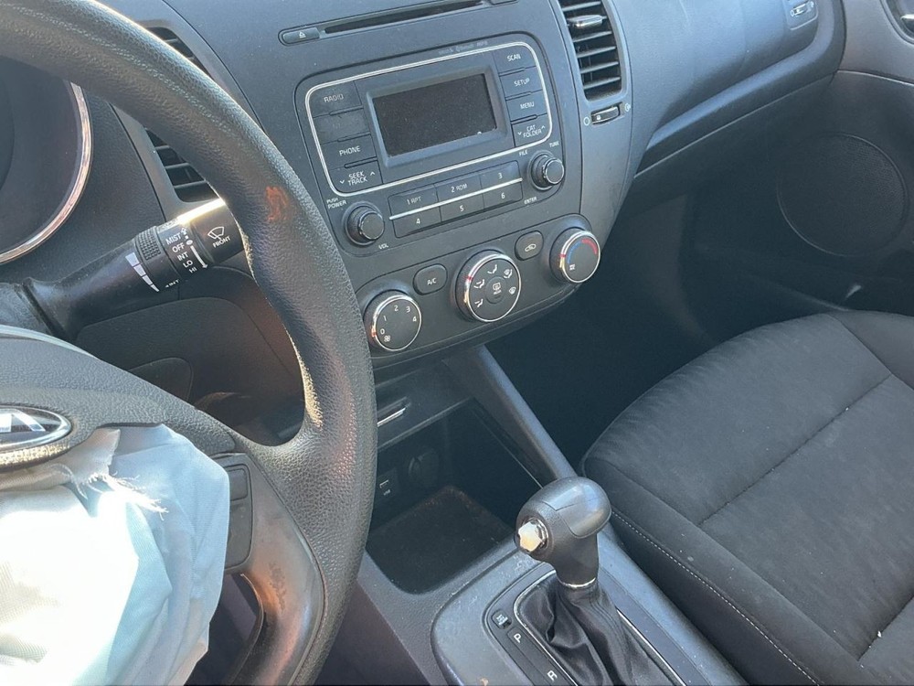 FORTE 2016 Glove Box 4913565