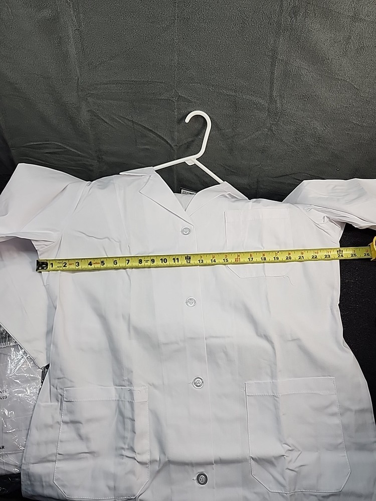 Natural Uniforms Lab Coat White Size Large # 1516 3 Front Pockets W/ Back Strap