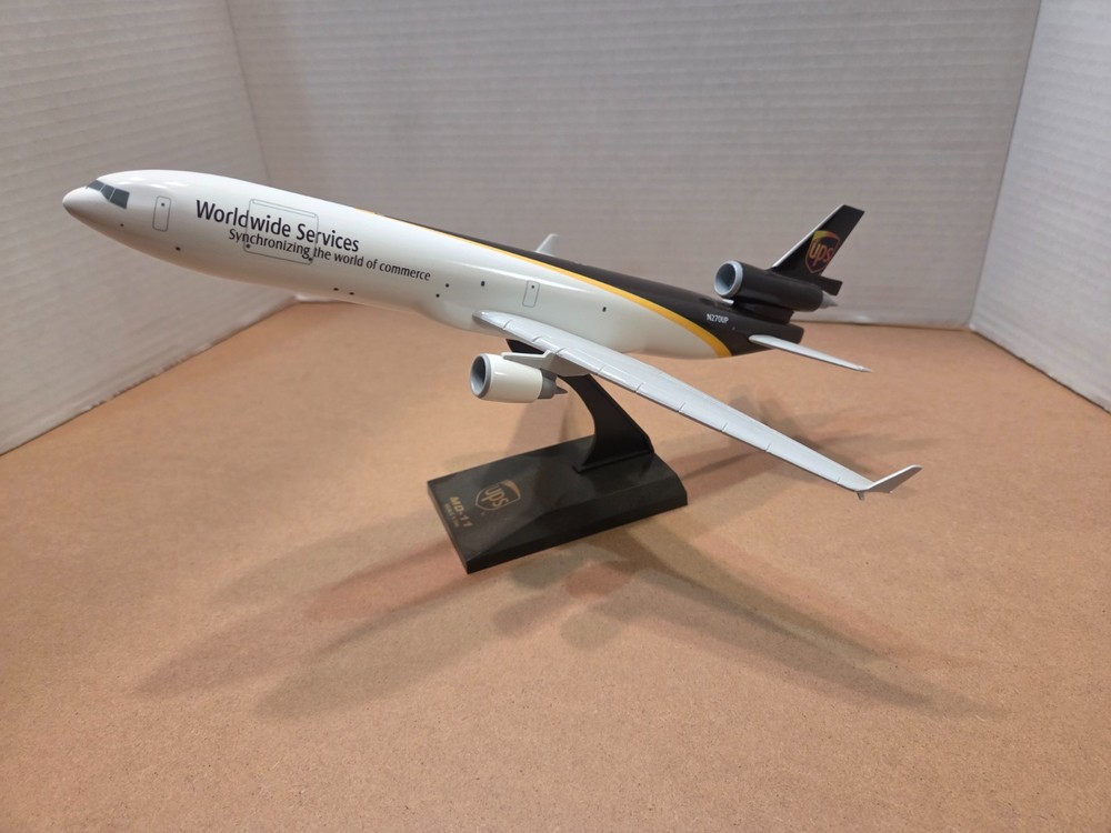 1/200 Sky Marks UPS MD-11