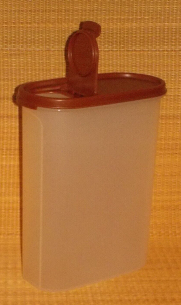 9¾ Cup Tupperware 1614 Oval Modular Mates #4 Container, Brown lid, complete