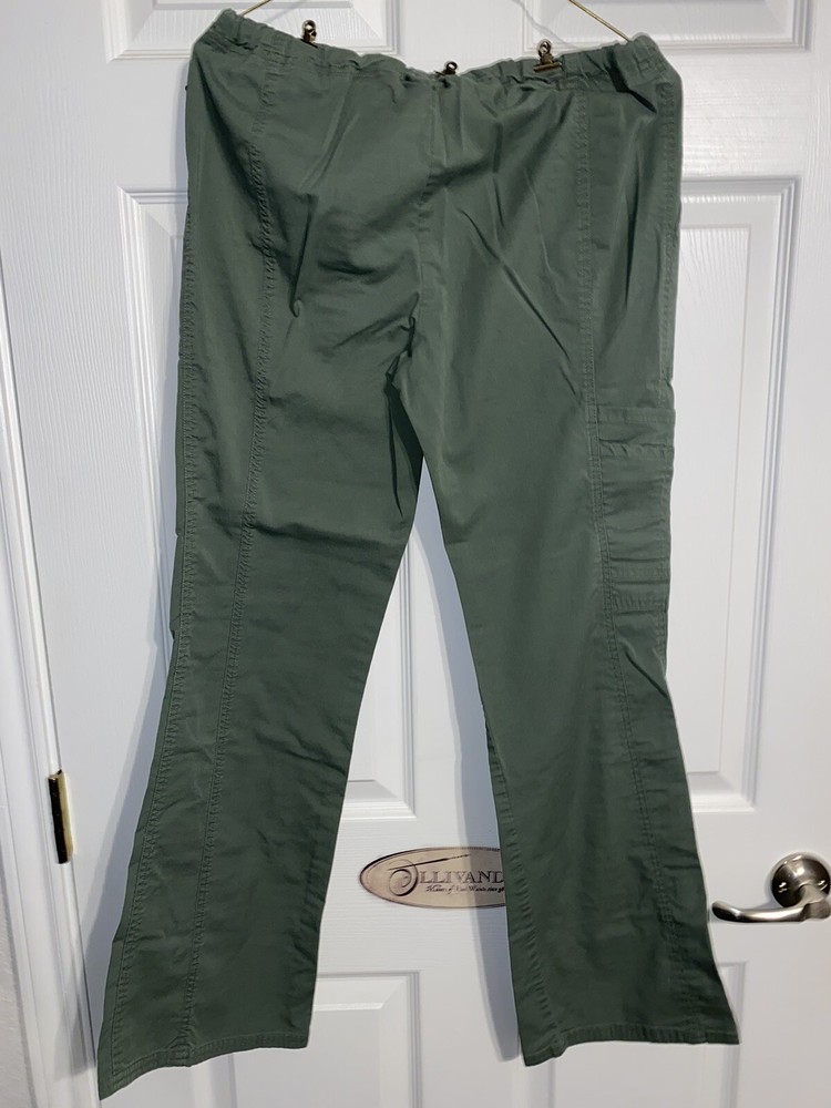 Two Sets Womens Scrubs Green