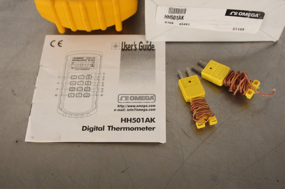 NEW OMEGA HH501AK DIGITAL THERMOMETER