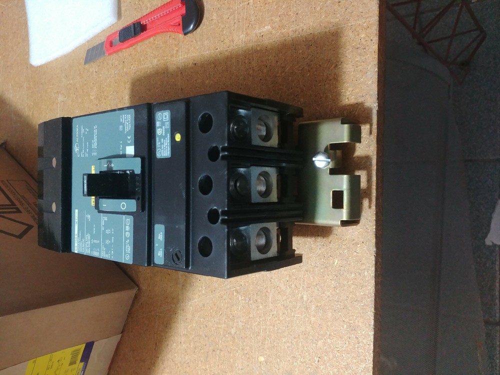 Square D KA36250 Circuit breaker