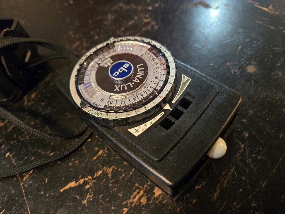 VTG Gossen Light Meter Luna-lux