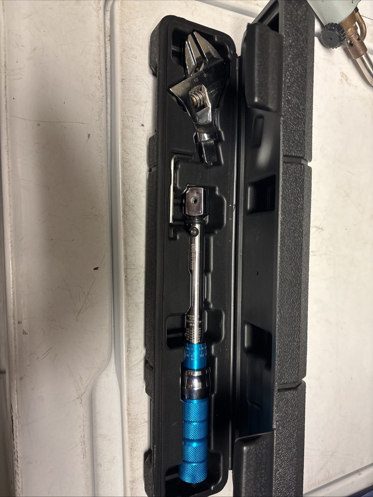 Torque Wrench. Adjustable