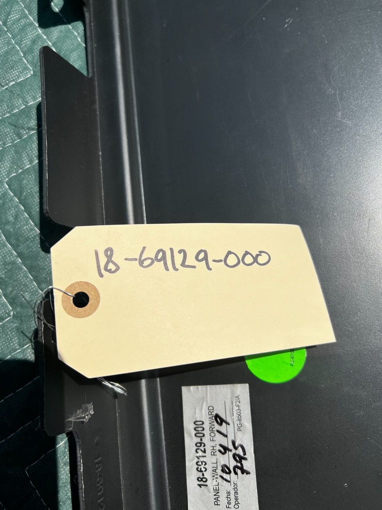 2018-2024 FREIGHTLINER CASCADIA FRONT RIGHT SIDE FORWARD WALL PANEL OEM