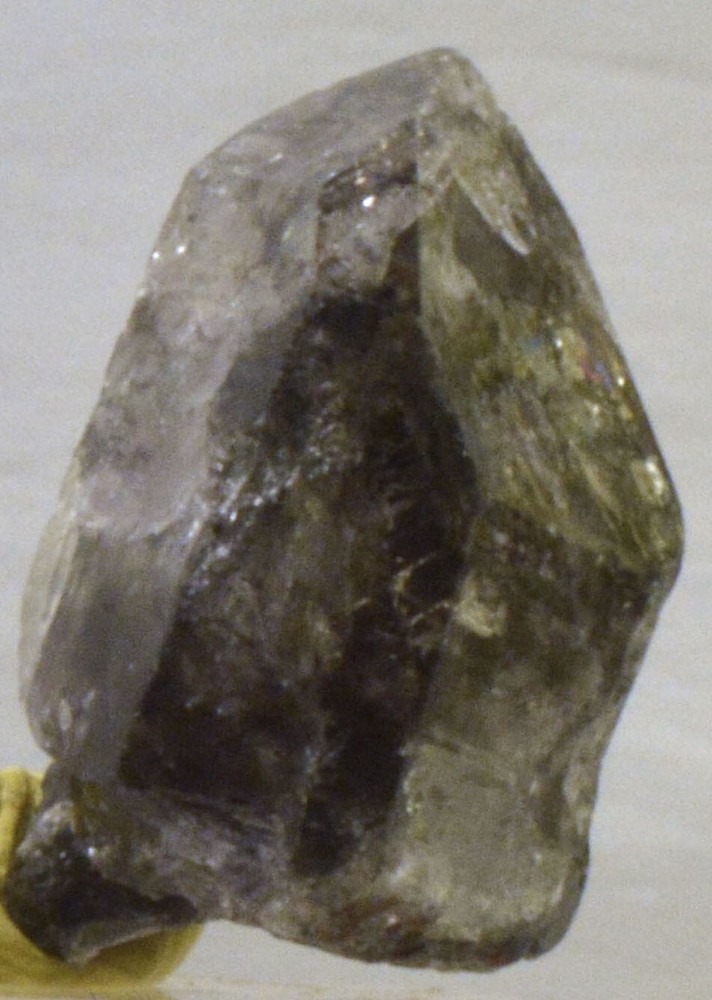 #2641 Quartz - China - - Inclusions - Rainbows